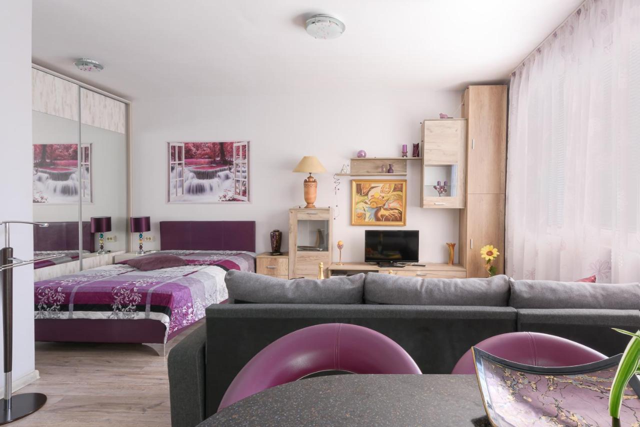 Ултра Виолет/Ultraviolet Apartment Burgas Ngoại thất bức ảnh