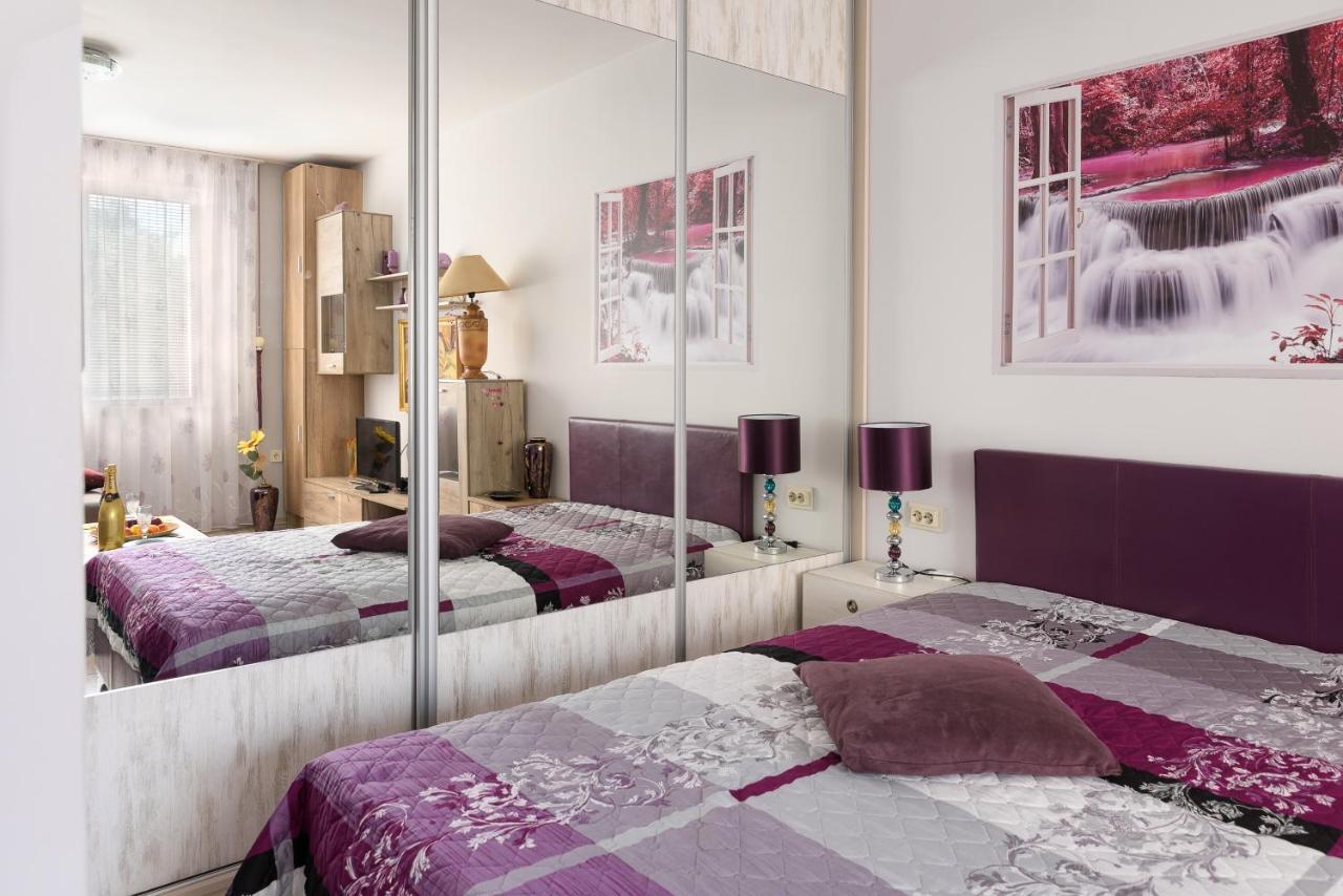 Ултра Виолет/Ultraviolet Apartment Burgas Ngoại thất bức ảnh